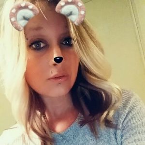 Meet your Posher, Alisha